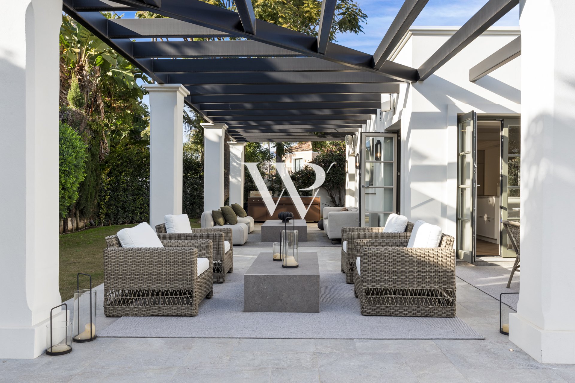 Reventa - Villa - Marbella