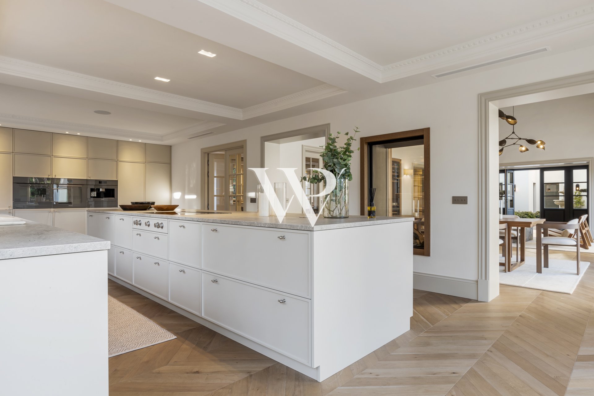 Reventa - Villa - Marbella