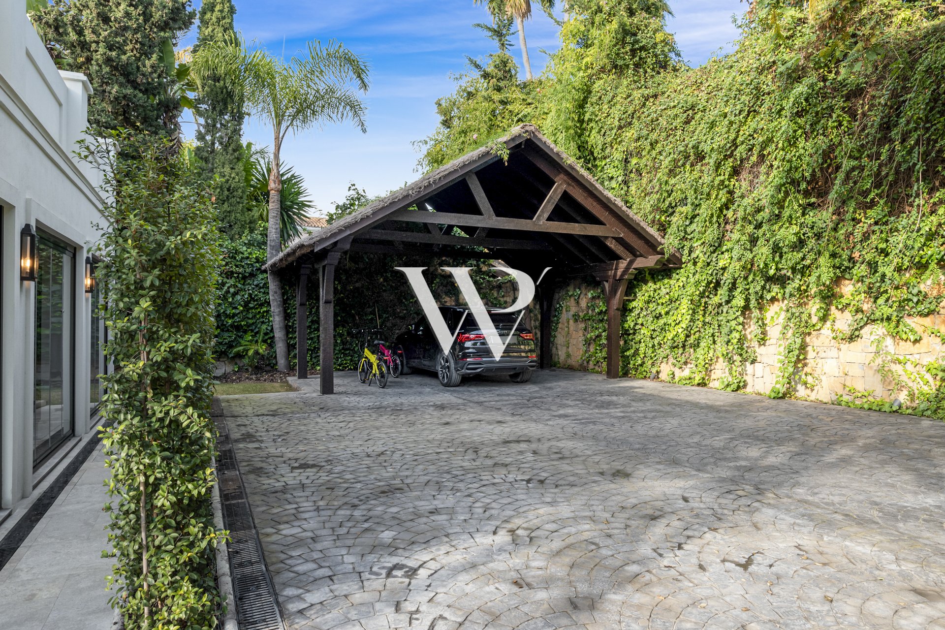 Reventa - Villa - Marbella