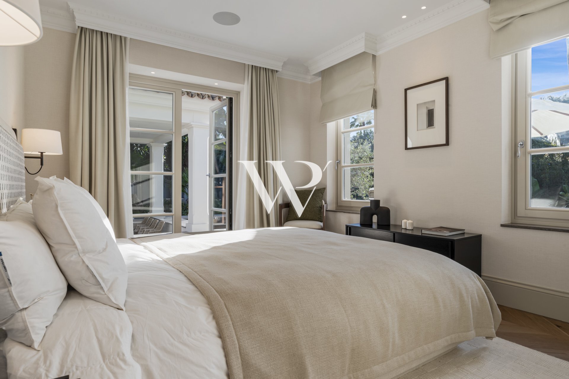 Reventa - Villa - Marbella